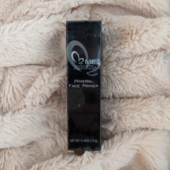 Mineral Face Primer - Picture 2 of 2